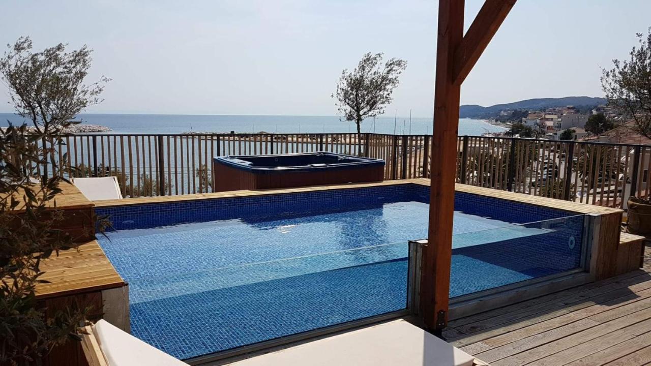 Hotel Menel The Tree House- Adults Only ลิเมนาเรีย ภายนอก รูปภาพ