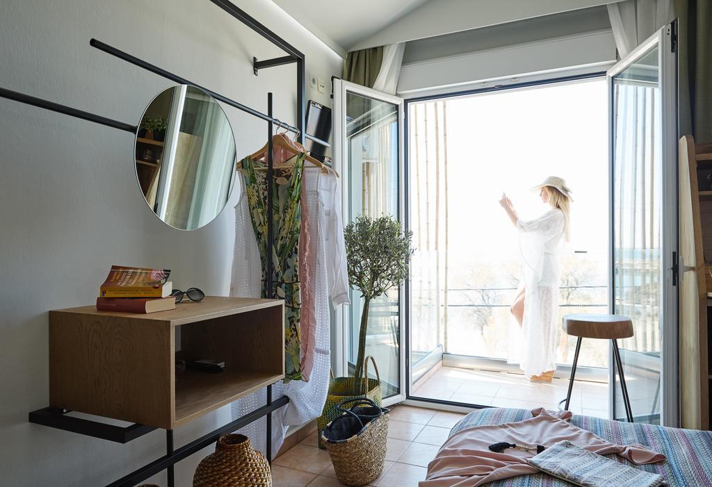 Hotel Menel The Tree House- Adults Only ลิเมนาเรีย ภายนอก รูปภาพ